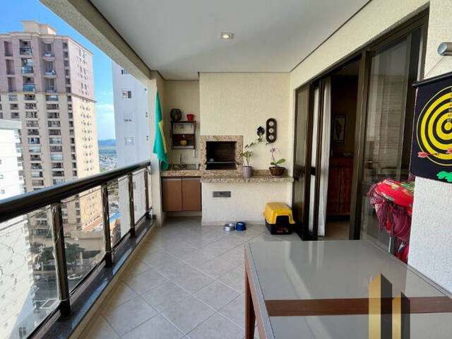 Apartamento para Venda em São José dos Campos - 2