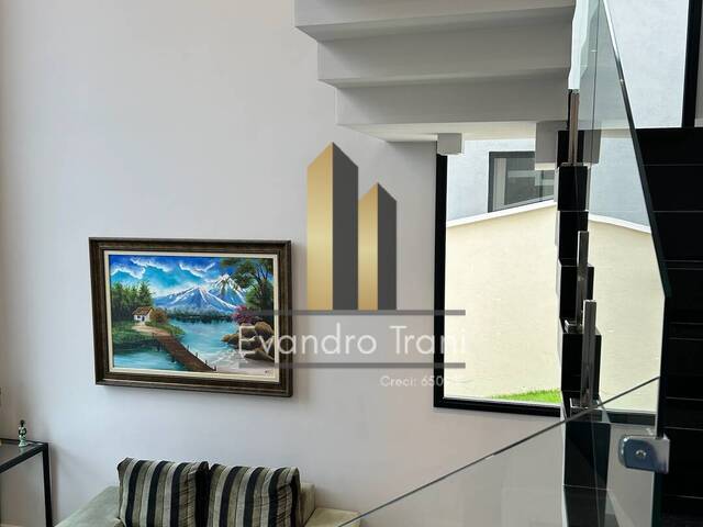 Casa para Venda em São José dos Campos - 4