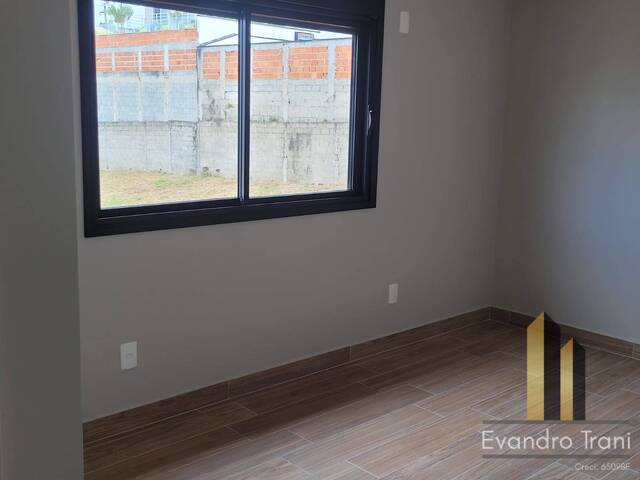 Casa para Venda em São José dos Campos - 5