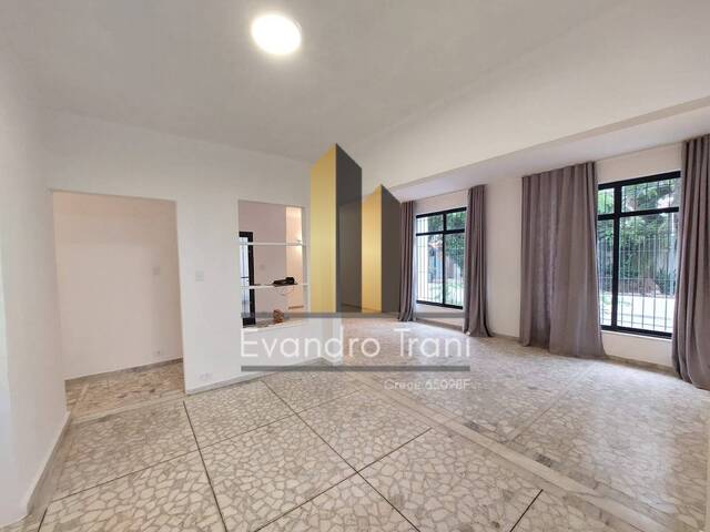 #689 - Casa para Venda em São José dos Campos - SP
