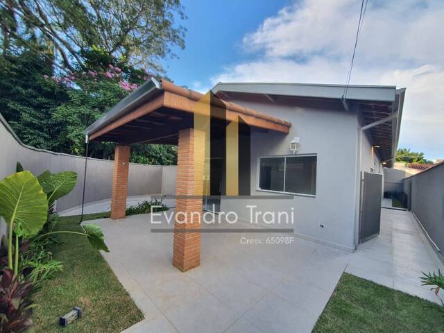 Casa para Venda em São José dos Campos - 5