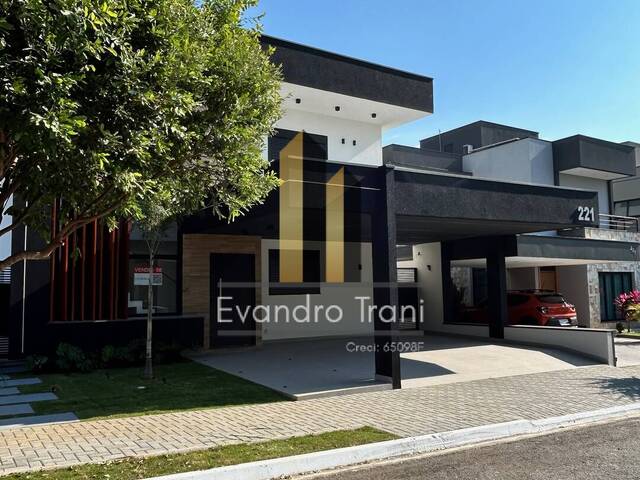 Casa para Venda em São José dos Campos - 3