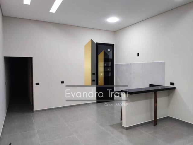 #706 - Casa para Venda em São José dos Campos - SP