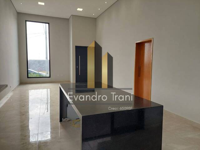 #712 - Casa para Venda em São José dos Campos - SP