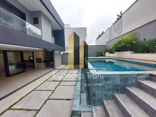 #717 - Casa para Venda em São José dos Campos - SP