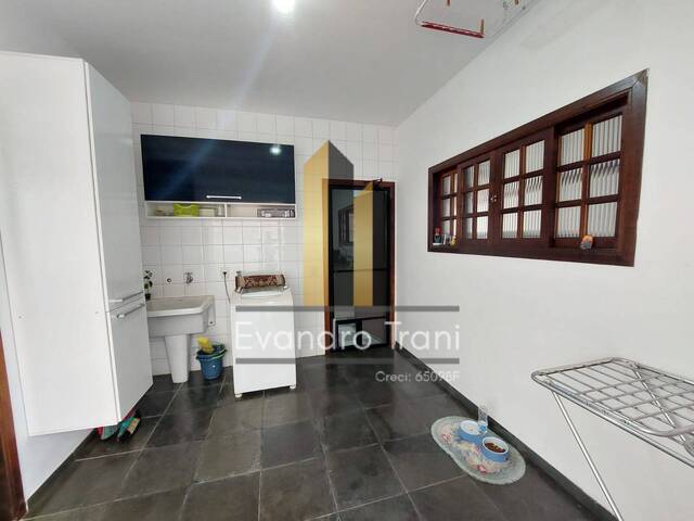 Casa para Venda em São José dos Campos - 5