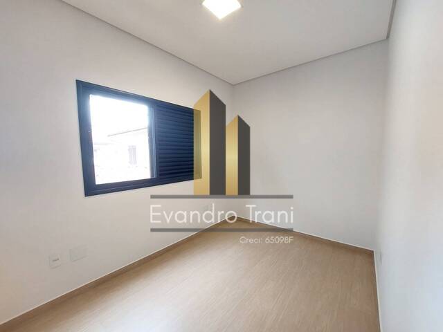 #719 - Casa para Venda em São José dos Campos - SP