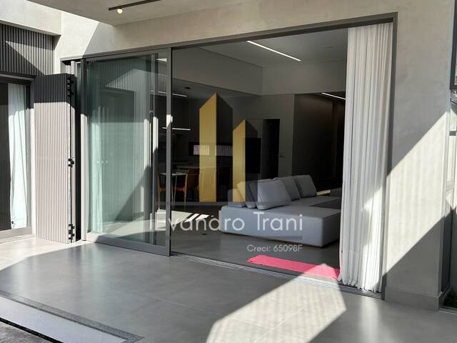 Casa para Venda em São José dos Campos - 3