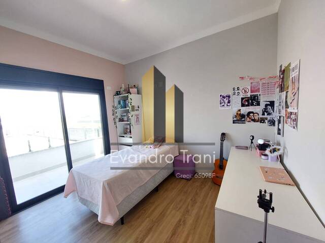 #726 - Casa para Venda em São José dos Campos - SP