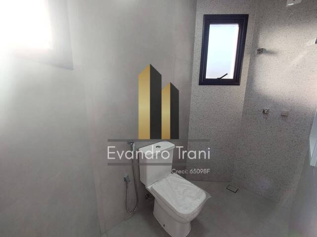 Casa para Venda em São José dos Campos - 4