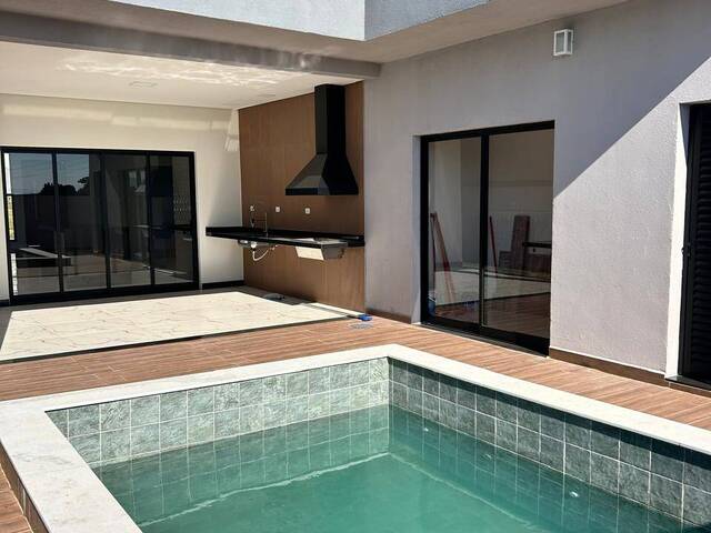 Casa para Venda em Caçapava - 2