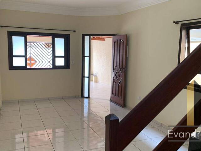 #737 - Casa para Venda em São José dos Campos - SP