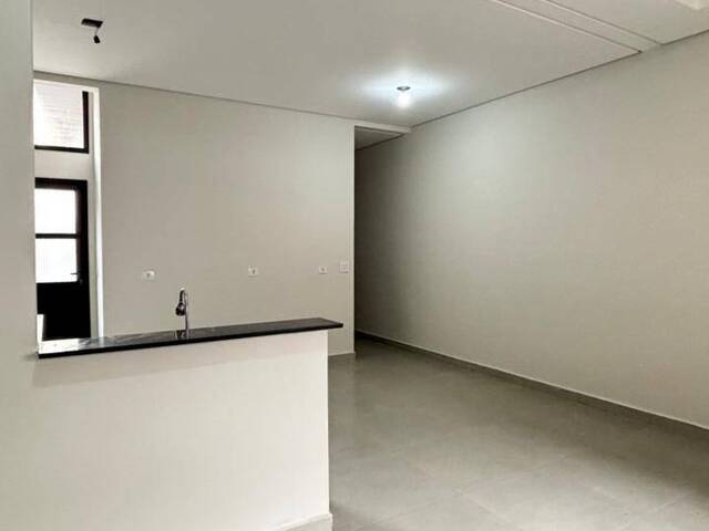 #738 - Casa para Venda em São José dos Campos - SP