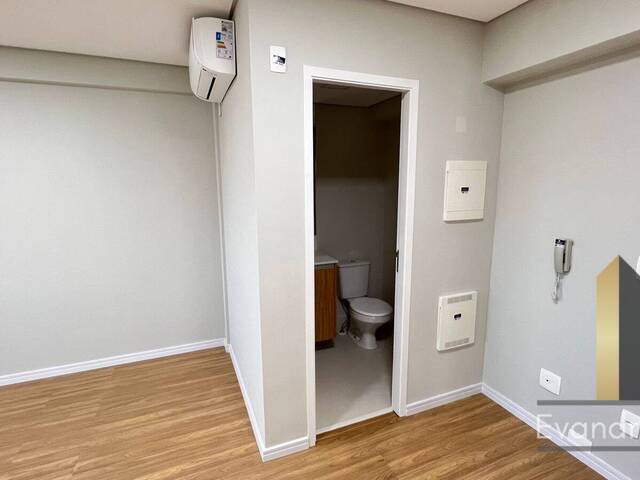 Sala para Venda em São José dos Campos - 4