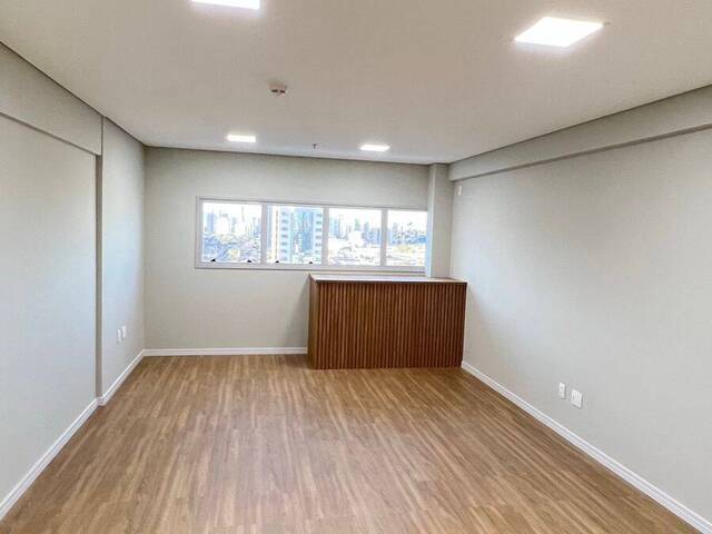 #743 - Sala para Venda em São José dos Campos - SP