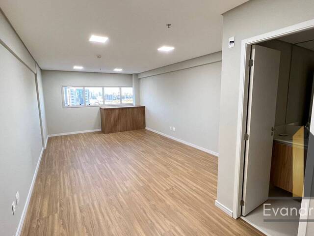 #743 - Sala para Venda em São José dos Campos - SP