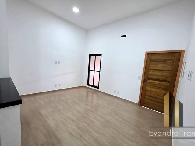 #752 - Casa para Venda em São José dos Campos - SP