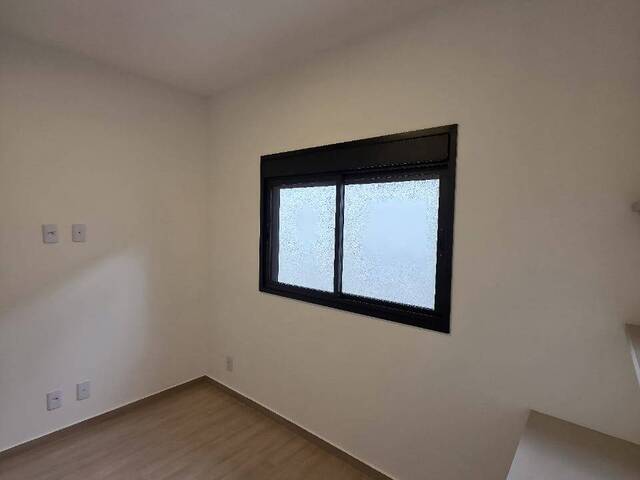 Casa para Venda em São José dos Campos - 4