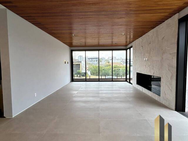 Casa para Venda em São José dos Campos - 5