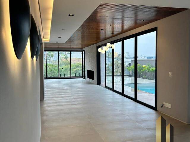 Casa para Venda em São José dos Campos - 4