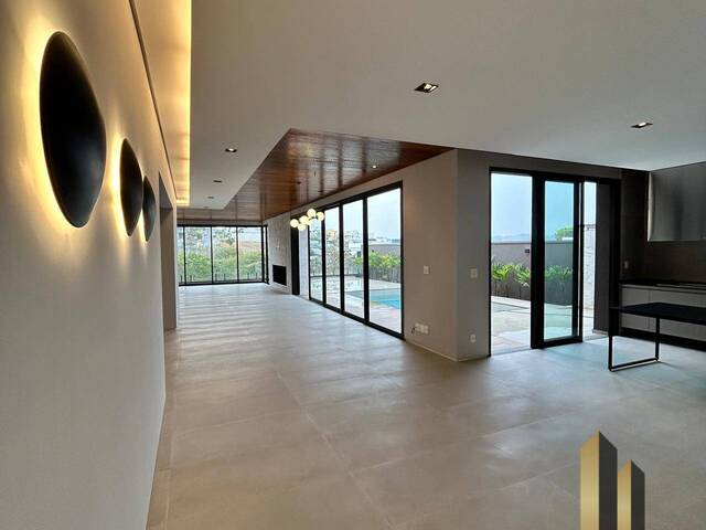 #754 - Casa para Venda em São José dos Campos - SP
