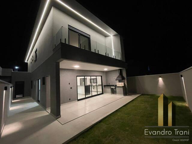 Casa para Venda em São José dos Campos - 5