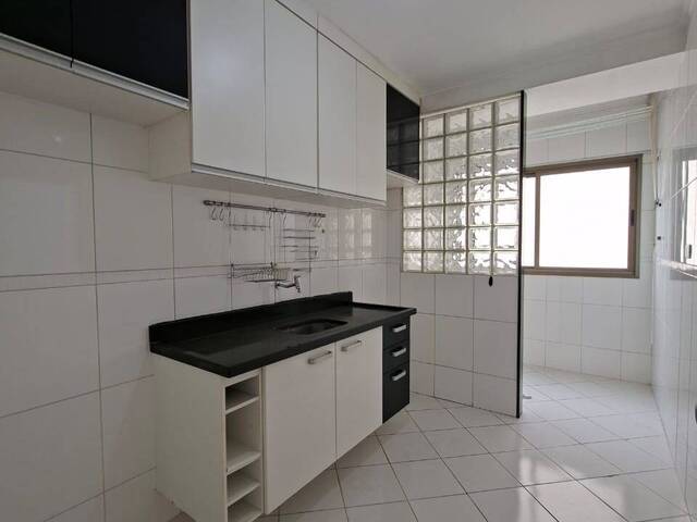 Apartamento para Venda em São José dos Campos - 4