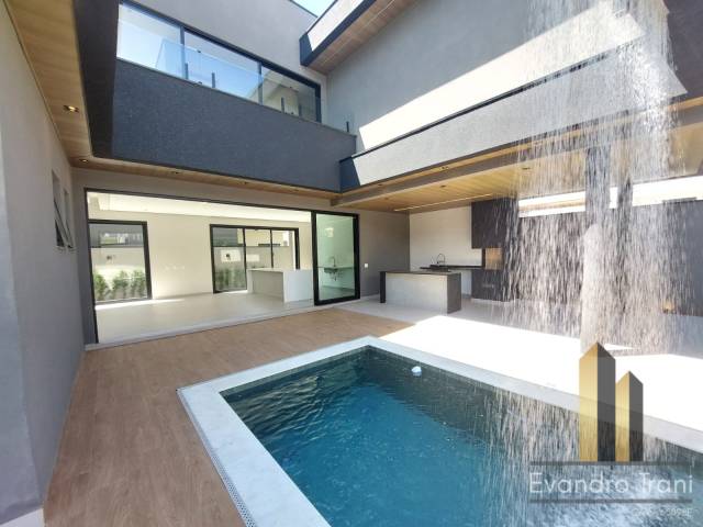 Casa para Venda em São José dos Campos - 4