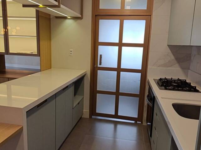 Apartamento para Venda em São José dos Campos - 4