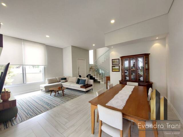 #788 - Casa para Venda em São José dos Campos - SP