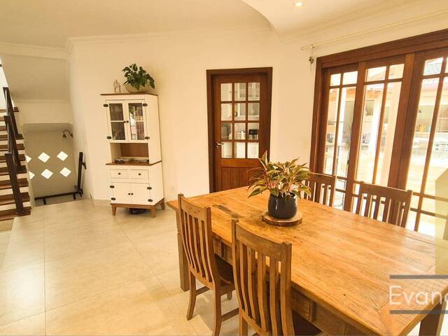 Casa para Venda em São José dos Campos - 2