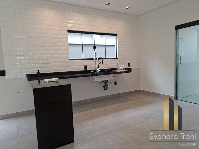 Casa para Venda em São José dos Campos - 5