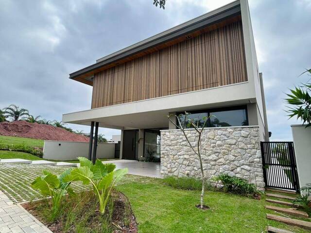 #803 - Casa para Venda em São José dos Campos - SP