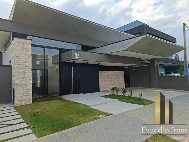 Casa para Venda em São José dos Campos - 2