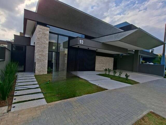 Casa para Venda em São José dos Campos - 3
