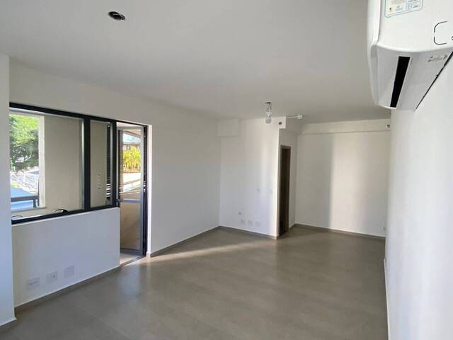 #815 - Sala para Venda em São José dos Campos - SP