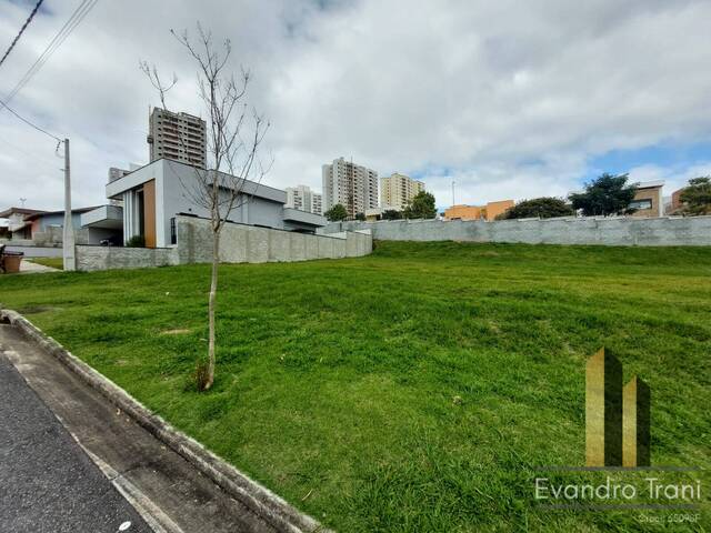 #819 - Área para Venda em São José dos Campos - SP