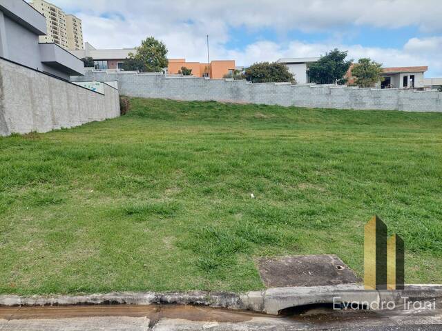 Área para Venda em São José dos Campos - 4