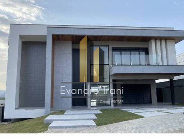 Casa para Venda em São José dos Campos - 2