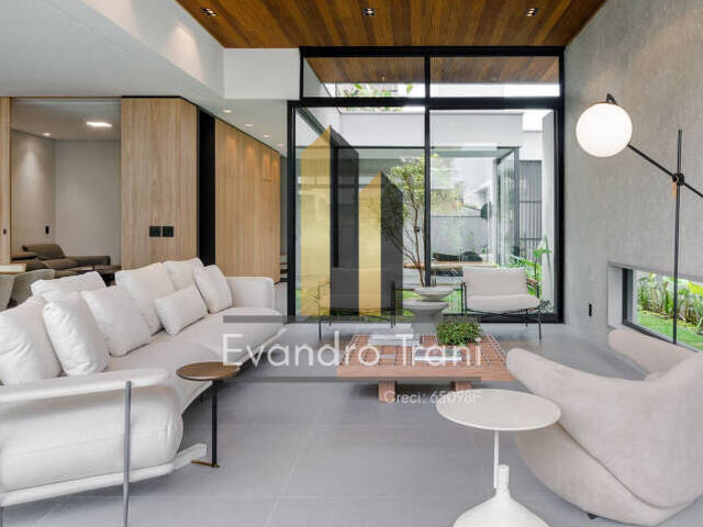Casa para Venda em São José dos Campos - 3
