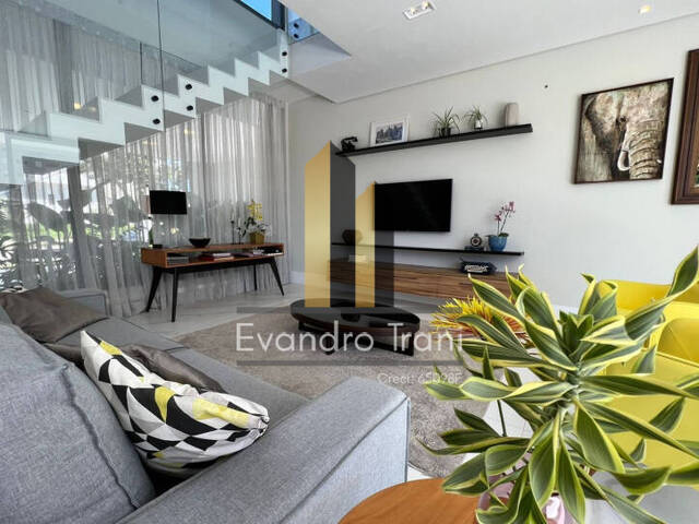 Casa para Venda em São José dos Campos - 2
