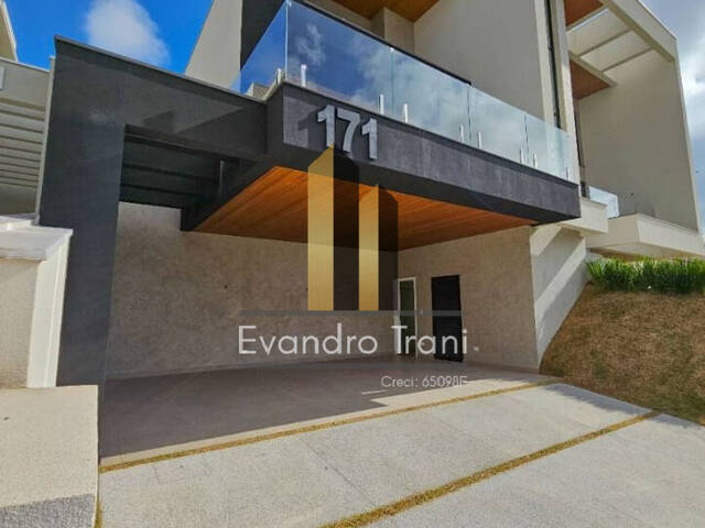 Casa para Venda em São José dos Campos - 3