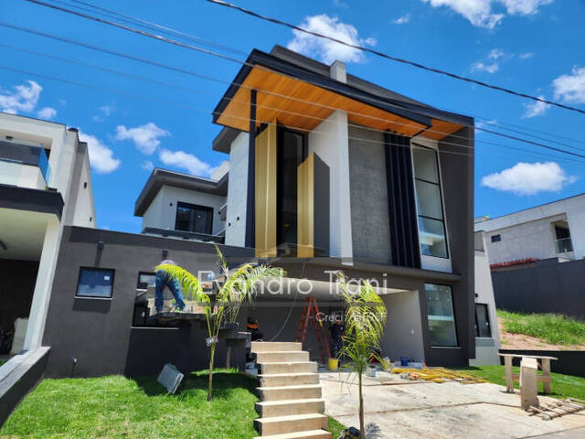Casa para Venda em São José dos Campos - 2