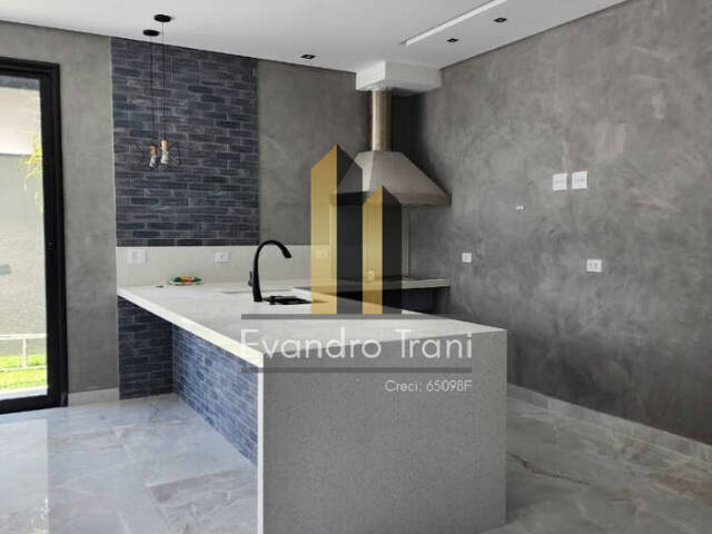 Casa para Venda em São José dos Campos - 4
