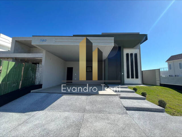 Casa para Venda em São José dos Campos - 2