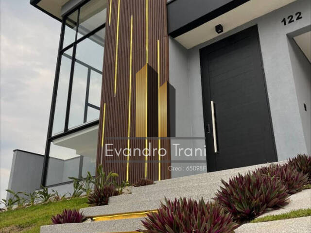 Casa para Venda em São José dos Campos - 4