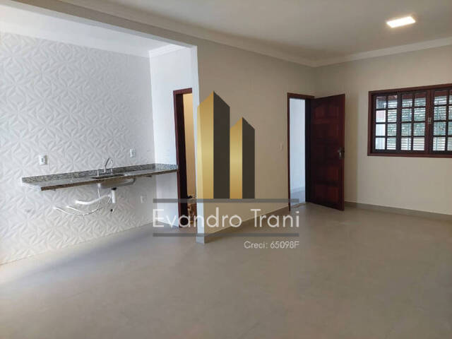 Casa para Venda em São José dos Campos - 2
