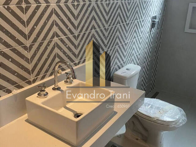 Casa para Venda em São José dos Campos - 4