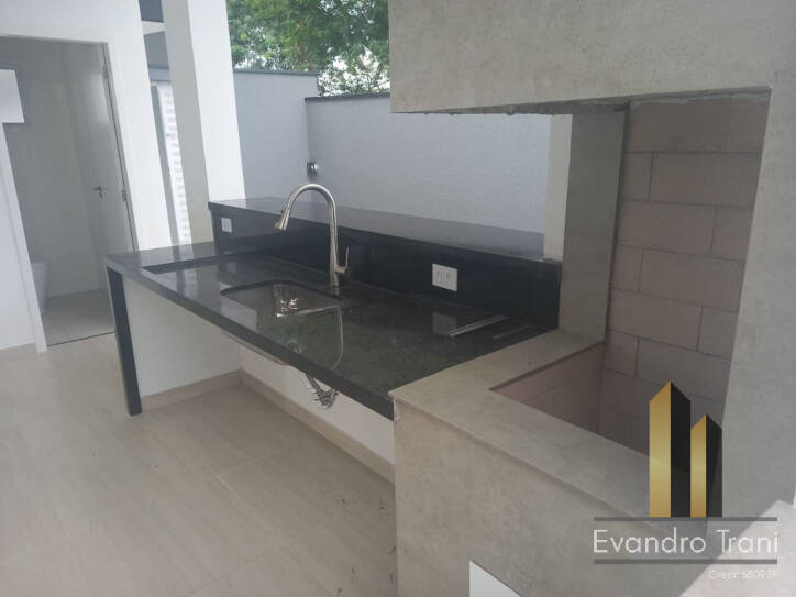 Casa com 3 dormitórios à venda - Cond Terras do Vale - Caçapava/SP