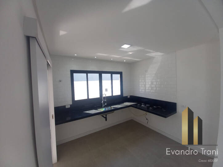 Casa com 3 dorms à venda - Residencial Colinas - Caçapava/SP